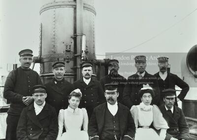 Joyce Green Hospital, Dartford: crew of ambulance steamer