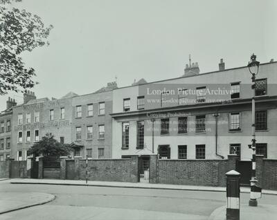 Buildings in Old Ford Road