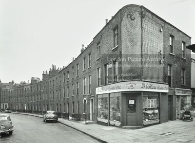 Houses and shop at the corner of Charlton Place and Camden Passage